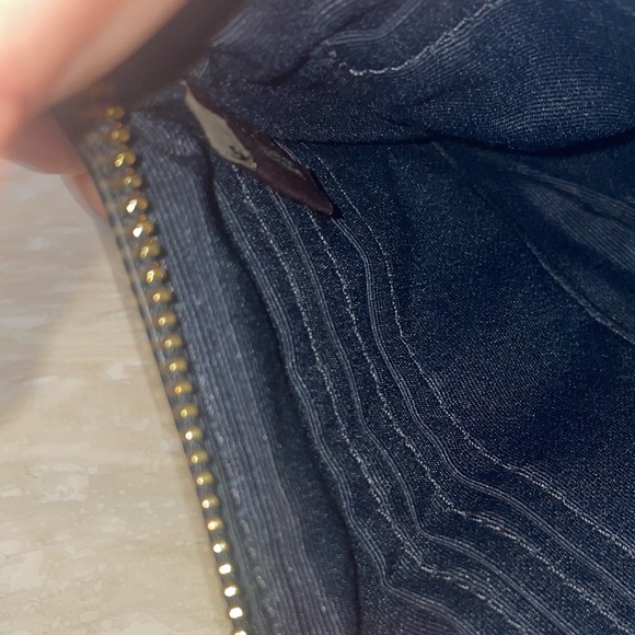 Coach LIKE NEW Wallet Wristlet 5” x 8”
Gold hardware - Picture 8 of 11